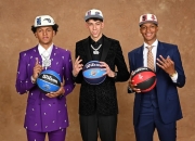 开云平台-第二轮选秀大会拉开帷幕，新秀掀起热潮的简单介绍