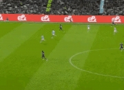 开云下载-切尔西连败，卫冕冠军陷入泥潭