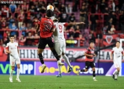 开云体育-亚冠赛场悬念重重，紧张战局愈演愈烈的简单介绍