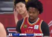 开云体育中国-新赛季外援引援效果抢眼，球队实力大增