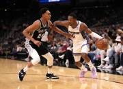 开云体育入口-天津队轻取马刺，福克斯关键制胜的简单介绍