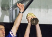 开云体育中国-法国队碾压葡萄牙队，奥恰洛夫刷新纪录