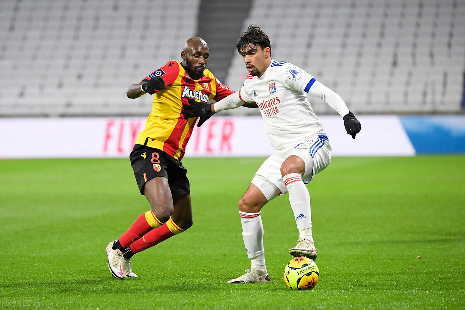 马赛客场逆袭,沉重一击击败里昂的简单介绍 马赛客场逆袭,沉重一击击败里昂的简单介绍