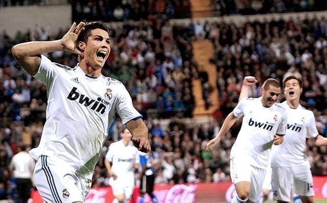 皇马凭一球之差击败马拉加取得大捷的简单介绍