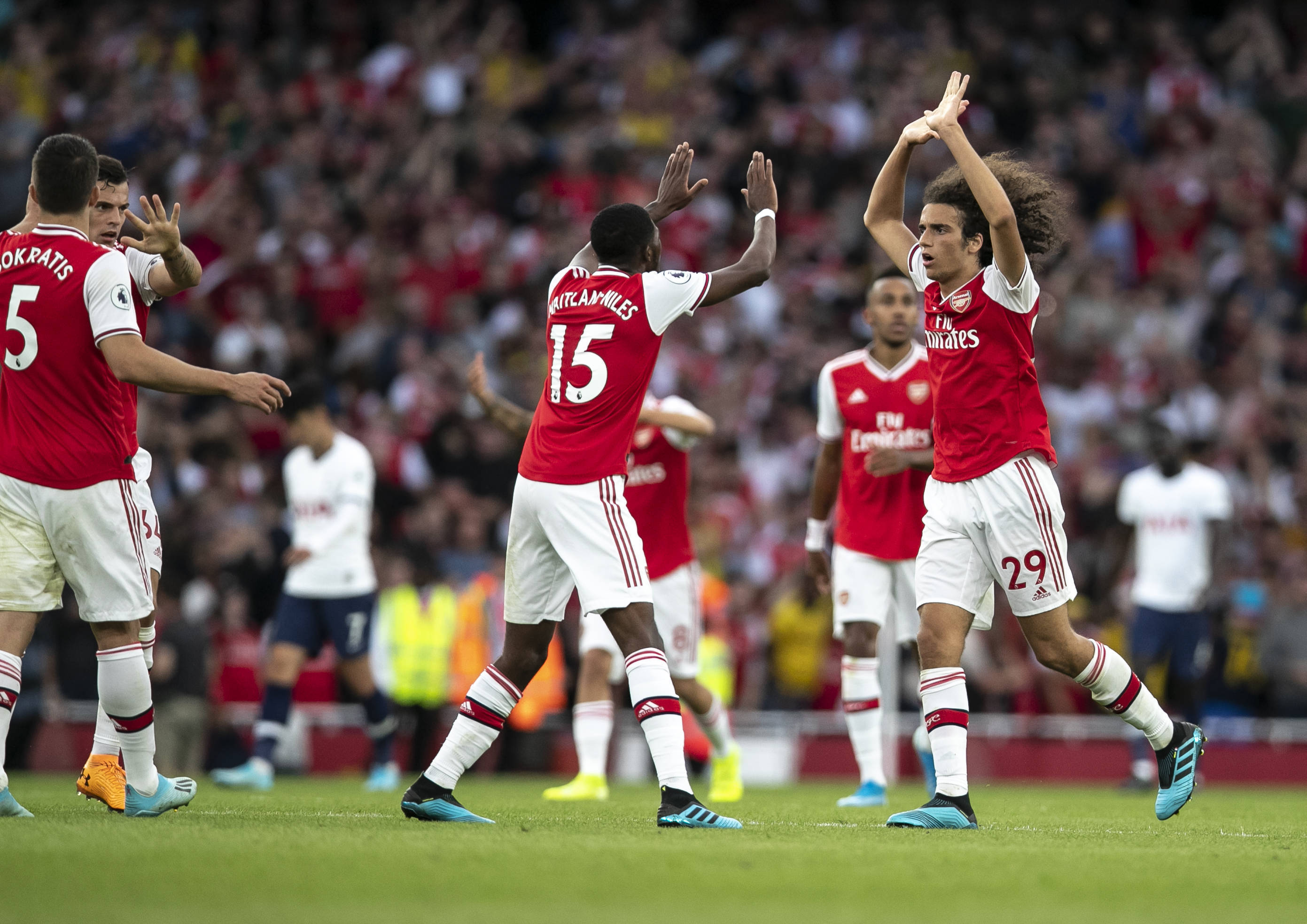 萨索洛客场抢分,挤身欧联资格赛区的简单介绍 萨索洛客场抢分,挤身欧联资格赛区的简单介绍