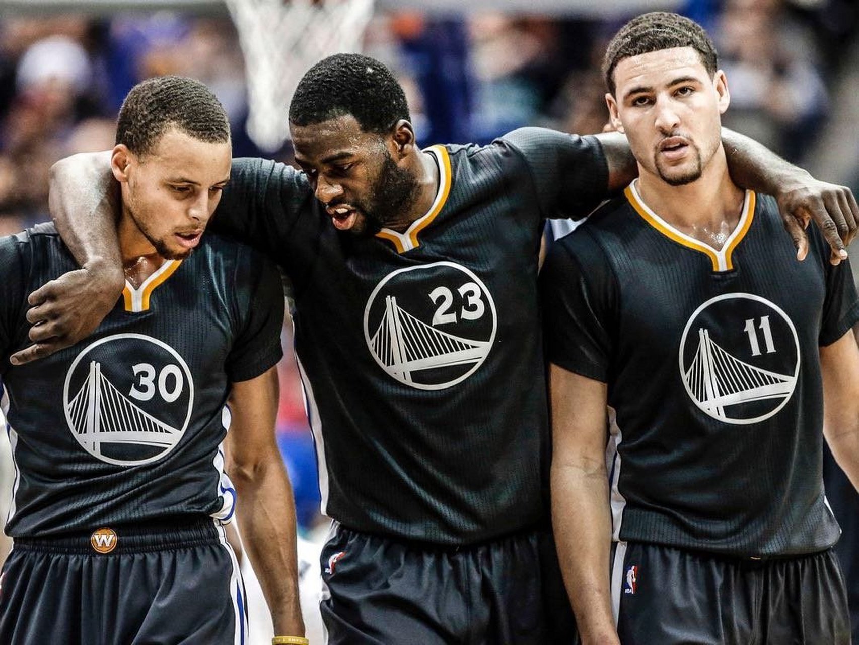 勇士主场大胜隆多三双帮助胜出