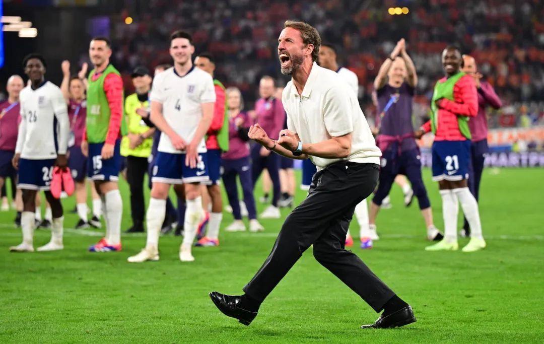 关于欧洲外援大爆发,助力球队取得关键胜利的信息 关于欧洲外援大爆发,助力球队取得关键胜利的信息