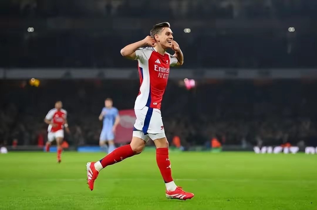 阿森纳凭借梅斯特利尼破门,击败热刺 阿森纳凭借梅斯特利尼破门,击败热刺