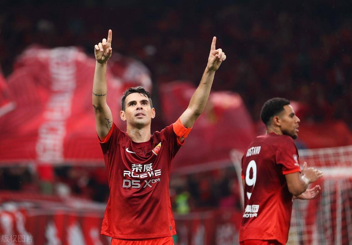 沃尔夫斯堡防守失误频频,引发球迷热议的简单介绍 沃尔夫斯堡防守失误频频,引发球迷热议的简单介绍