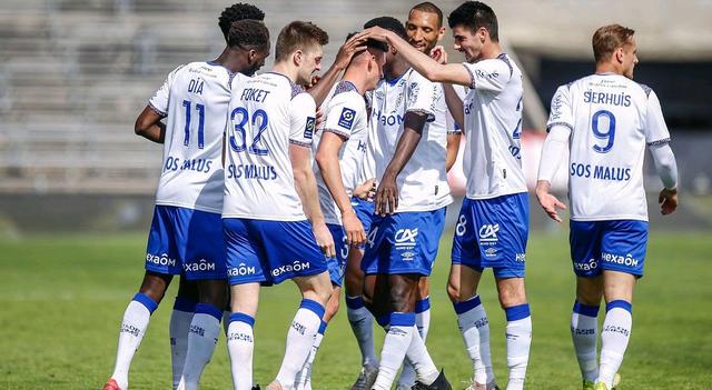 比利亚雷亚尔主场大胜莱加内斯,豪取三分入账的简单介绍 比利亚雷亚尔主场大胜莱加内斯,豪取三分入账的简单介绍