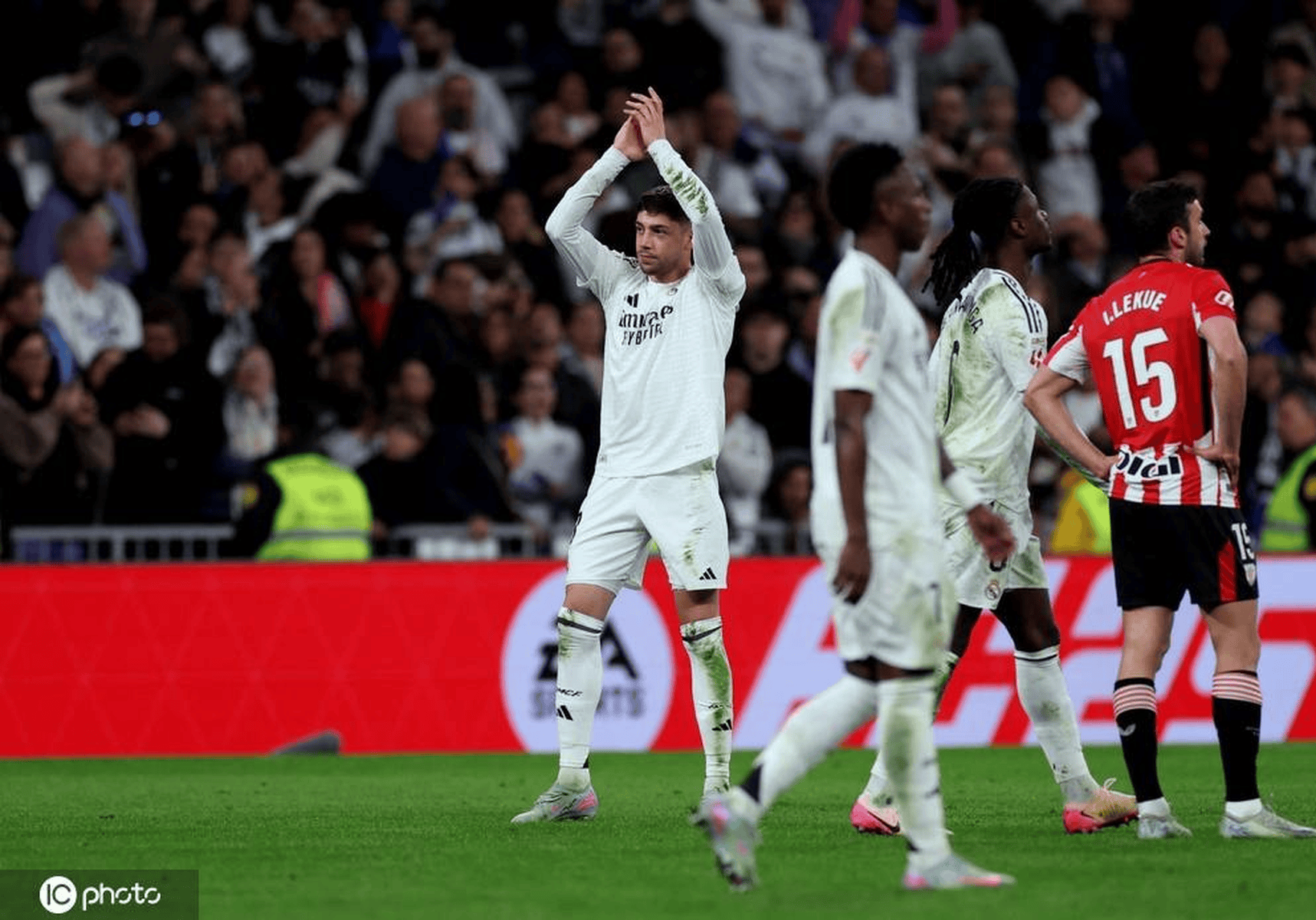 包含皇马主场不敌毕尔巴鄂,遭遇两连败的词条 包含皇马主场不敌毕尔巴鄂,遭遇两连败的词条