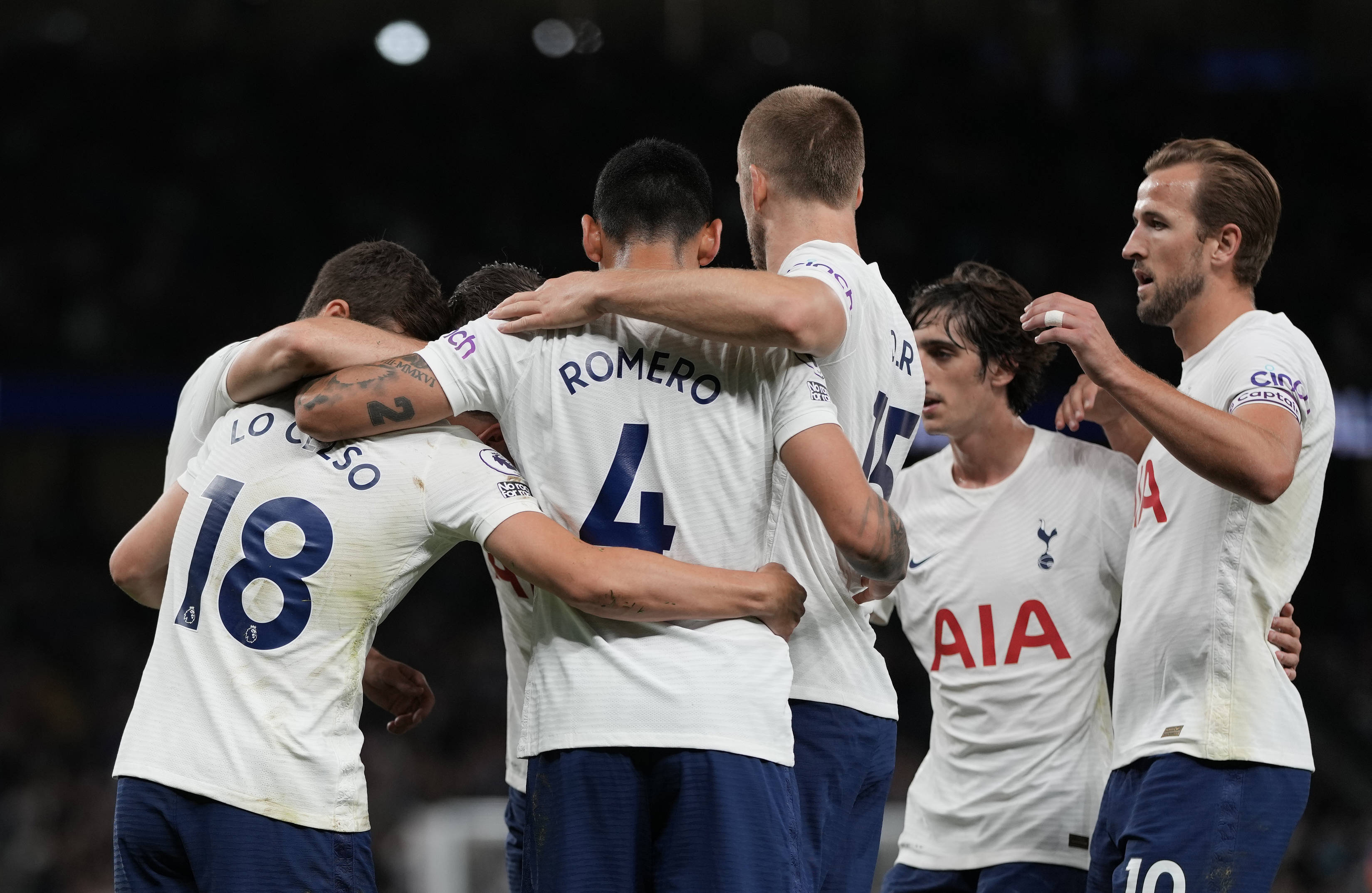 曼联客场取胜热刺双杀对手 曼联客场取胜热刺双杀对手