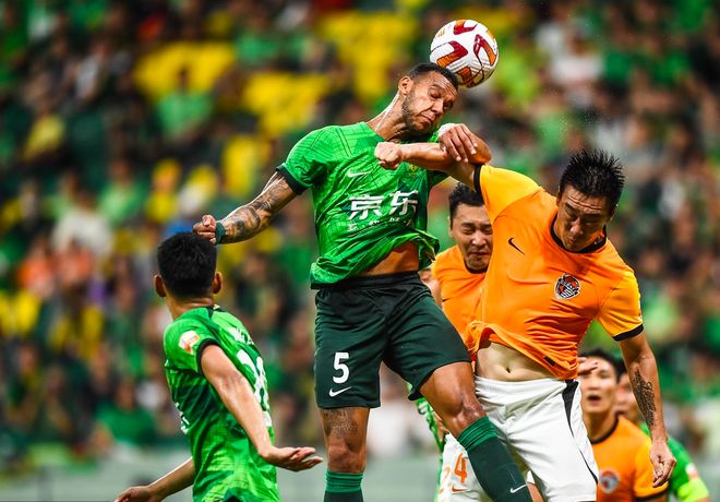 关于新援表现亮眼！法兰克福客场击败劲旅的信息