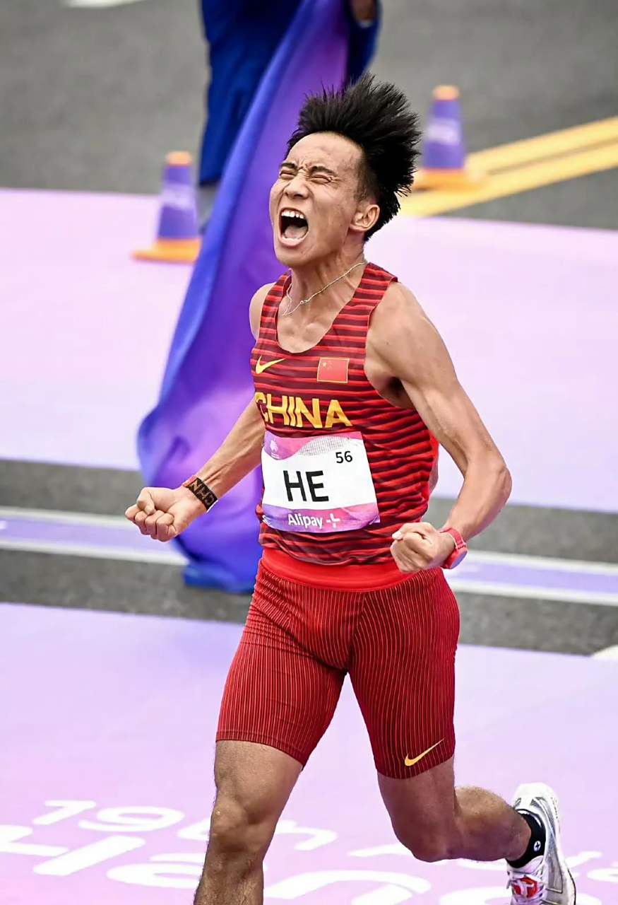 包含光大主场击败对手,取得三分的词条 包含光大主场击败对手,取得三分的词条