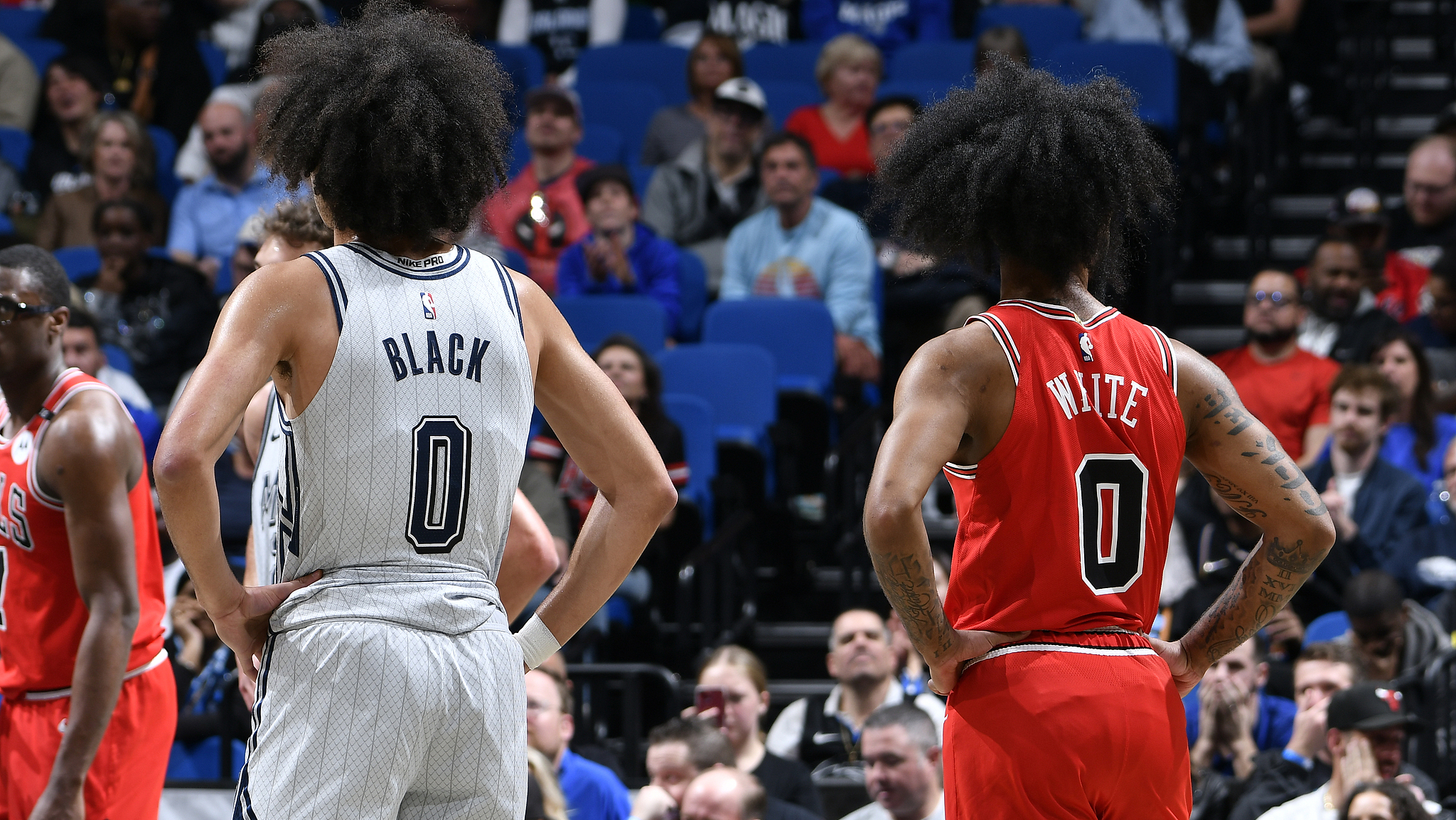 公牛客场击败魔术,保持连胜 公牛客场击败魔术,保持连胜