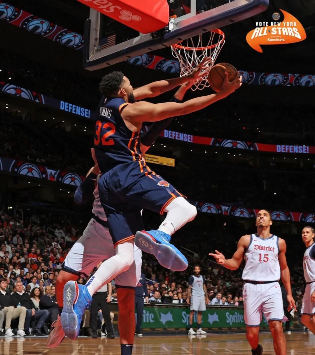 尼克斯完成交易，引入新主控提升球队实力的简单介绍