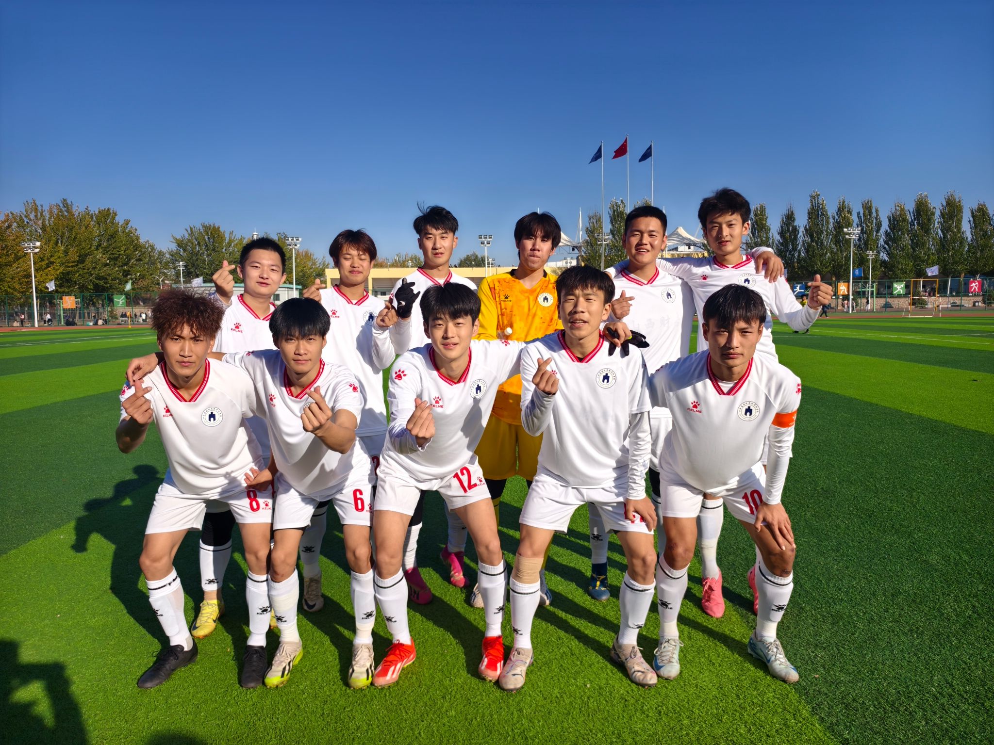 重要足球比赛中期待佳绩 重要足球比赛中期待佳绩