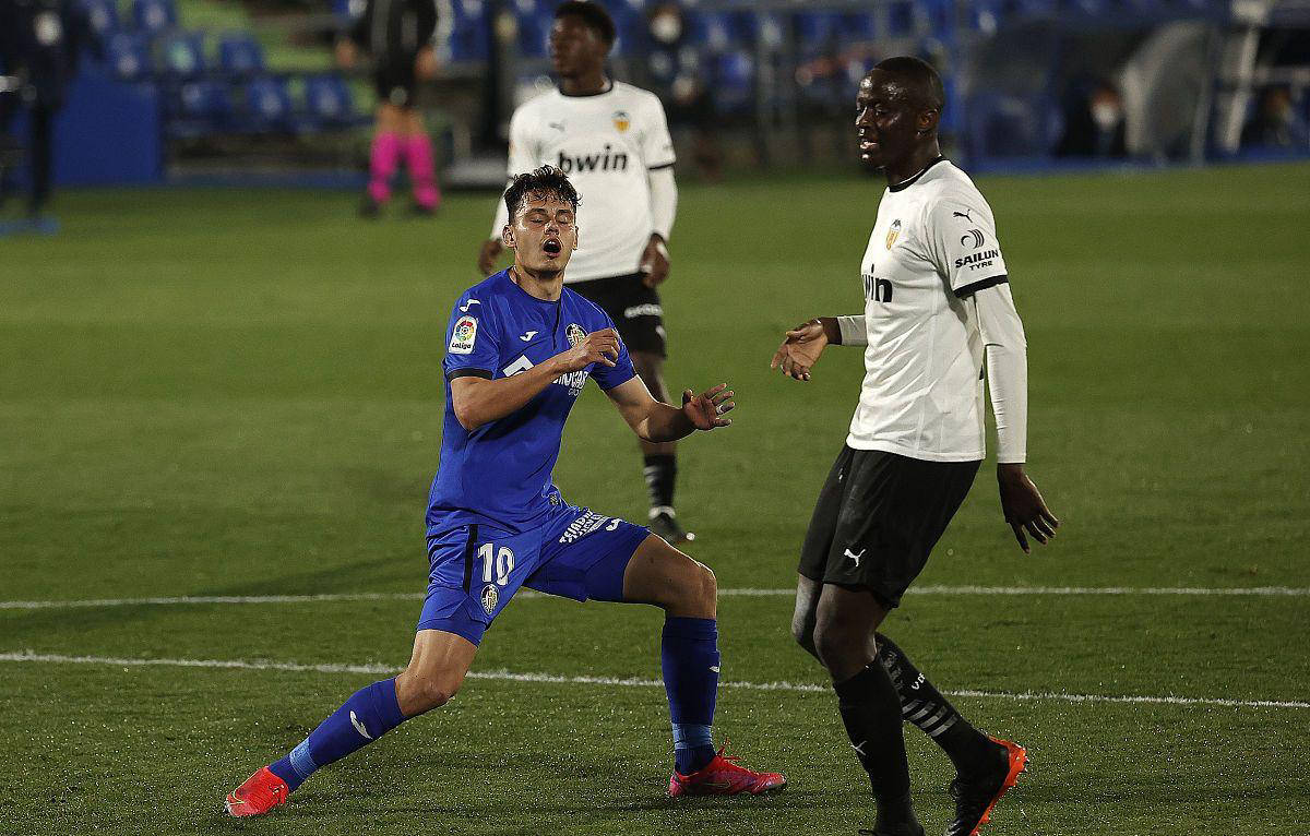 巴伦西亚准备迎战奥萨苏纳的挑战 巴伦西亚准备迎战奥萨苏纳的挑战