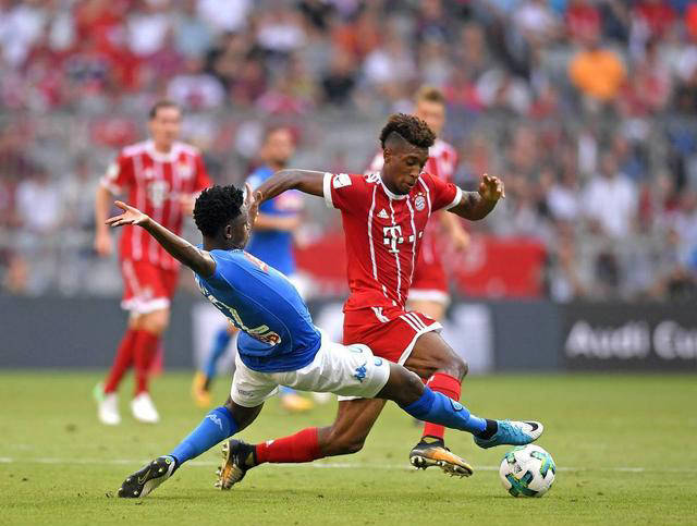 那不勒斯主场击败对手，争夺欧冠资格