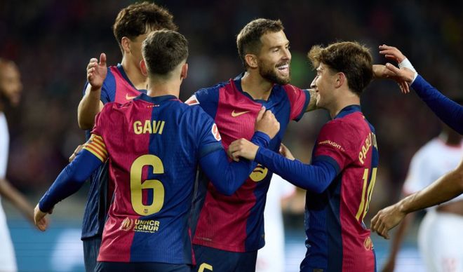 那不勒斯锋线频频越位,严重影响球队进攻 那不勒斯锋线频频越位,严重影响球队进攻