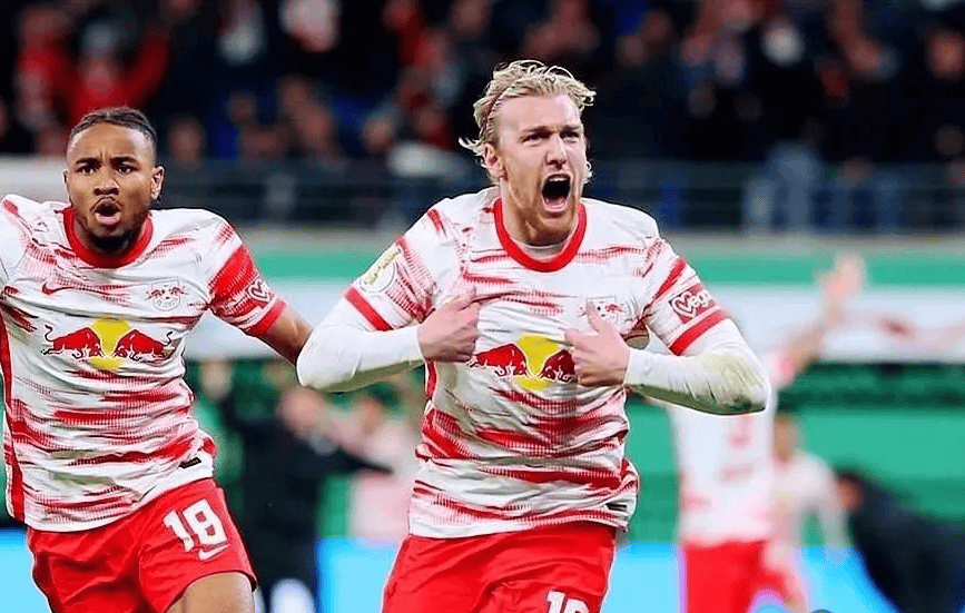 包含拜仁慕尼黑主场大胜莱比锡:科曼弧线球破门神奇进球的词条 包含拜仁慕尼黑主场大胜莱比锡:科曼弧线球破门神奇进球的词条