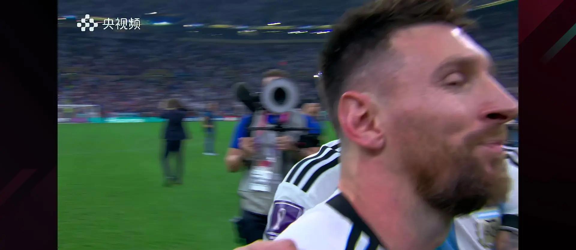 关于阿根廷前锋弃准点球演绎悲情剧，惨淡一季的信息