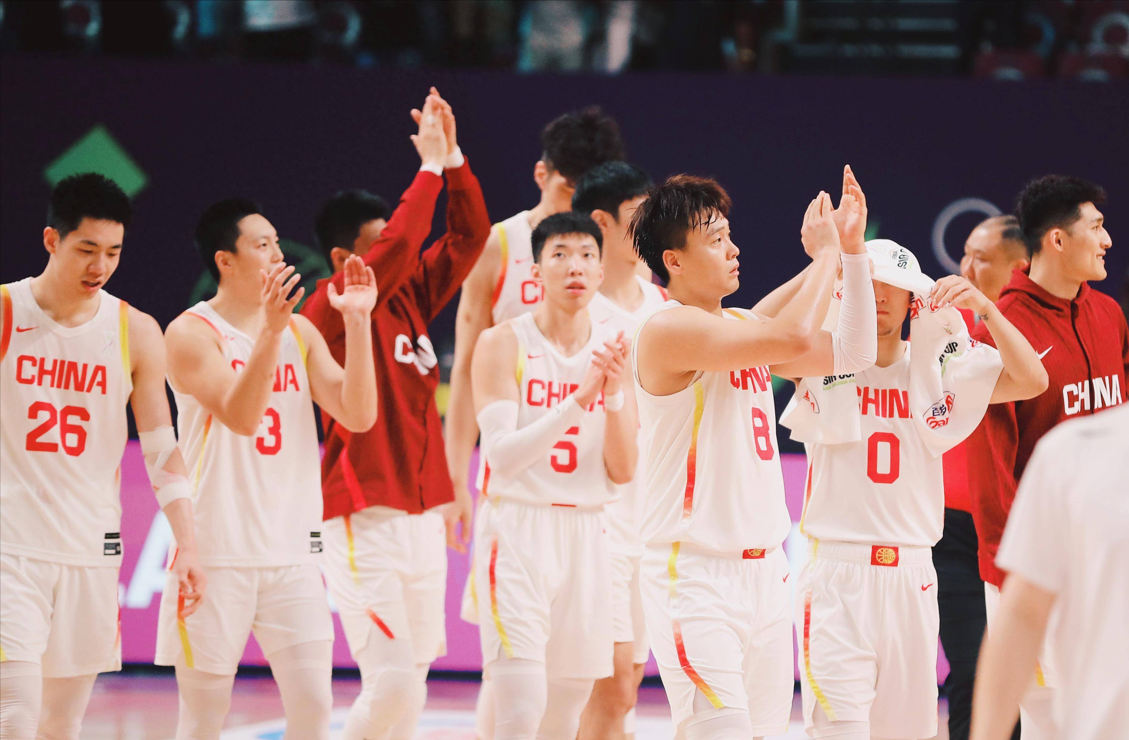 火爆比赛瞬间回顾,球员状态亮眼 火爆比赛瞬间回顾,球员状态亮眼