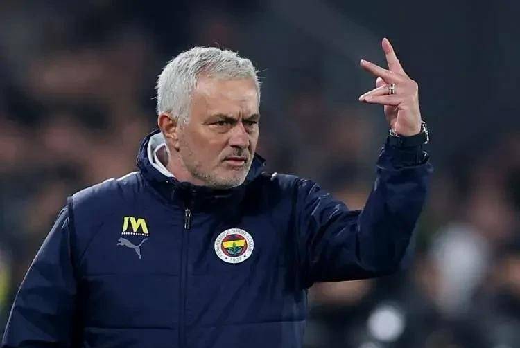 切尔西主场惨败拜仁慕尼黑,穆里尼奥遭遇尴尬的简单介绍 切尔西主场惨败拜仁慕尼黑,穆里尼奥遭遇尴尬的简单介绍