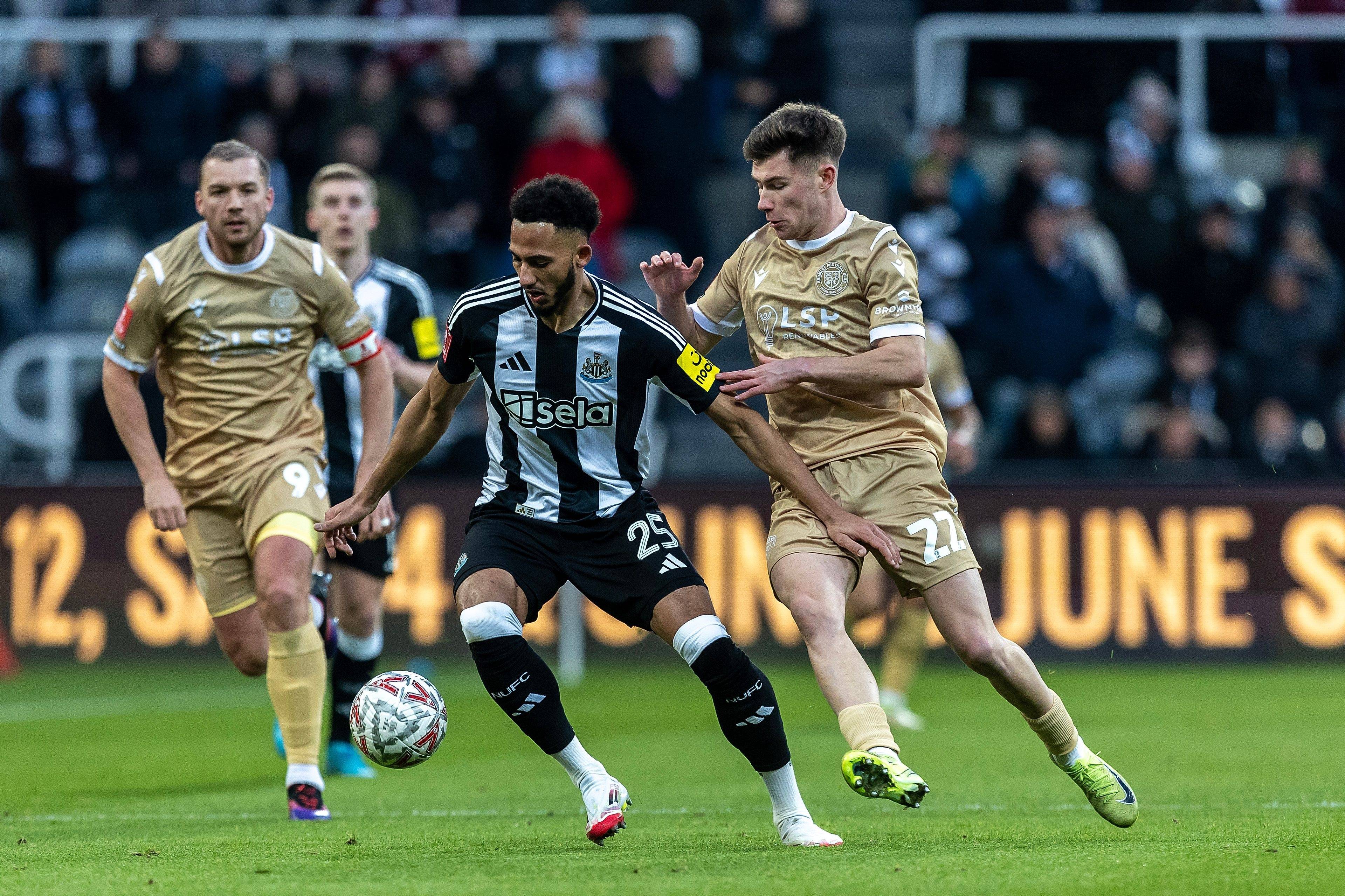 尤文鏖战加拿大，哈里·凯恩关键制胜的简单介绍