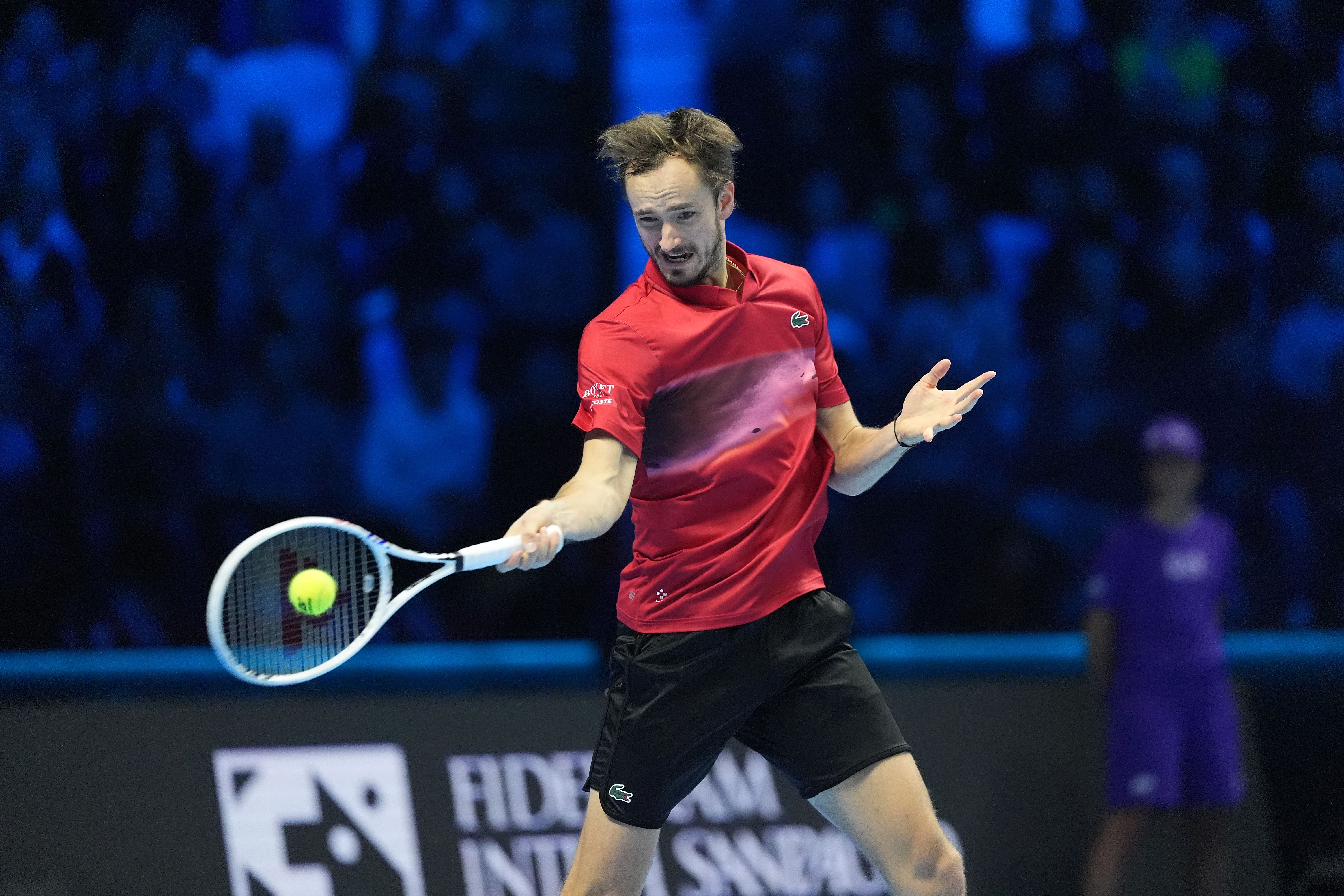 日本网球队横扫美国网球队,梅德韦杰夫绝境逆转的简单介绍 日本网球队横扫美国网球队,梅德韦杰夫绝境逆转的简单介绍