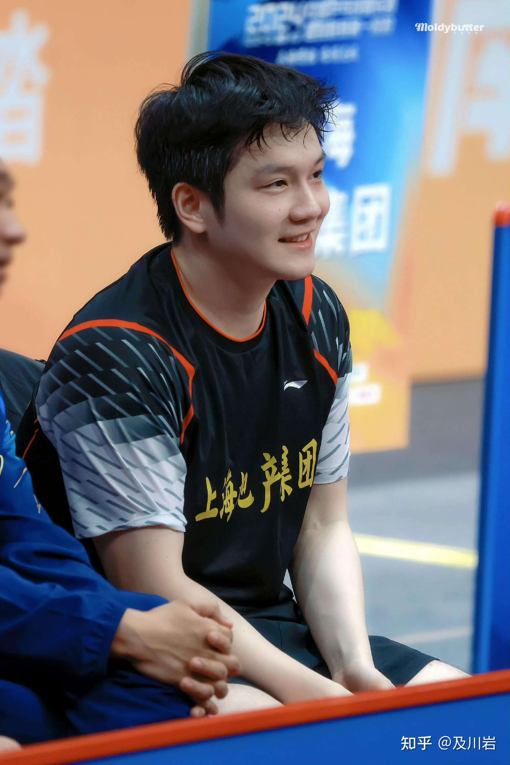 关于瑞典乒乓球队力克比利时乒乓球队,樊振东统治全场的信息 关于瑞典乒乓球队力克比利时乒乓球队,樊振东统治全场的信息