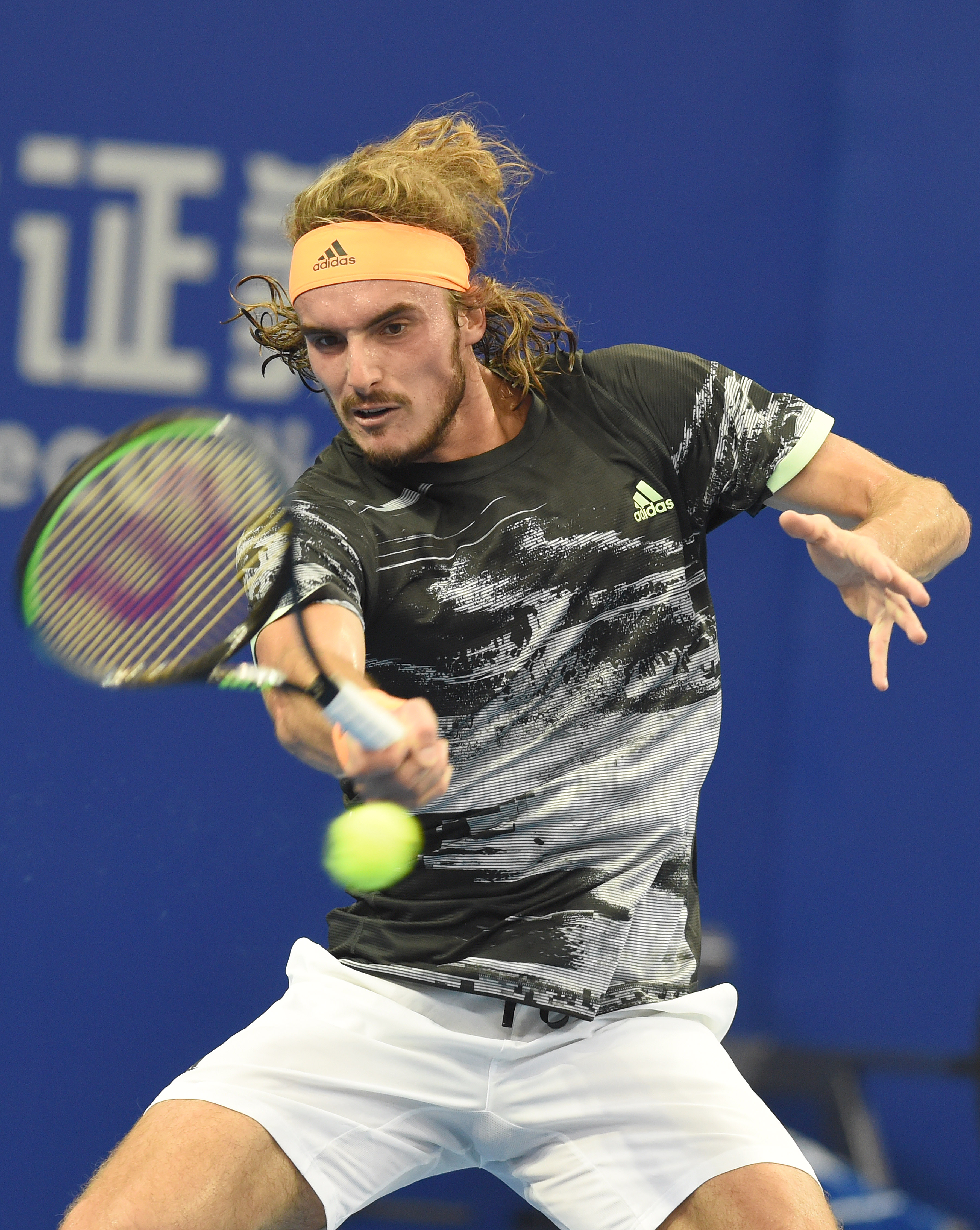 日本网球队力克法国网球队,西西帕斯惊艳世界的简单介绍 日本网球队力克法国网球队,西西帕斯惊艳世界的简单介绍